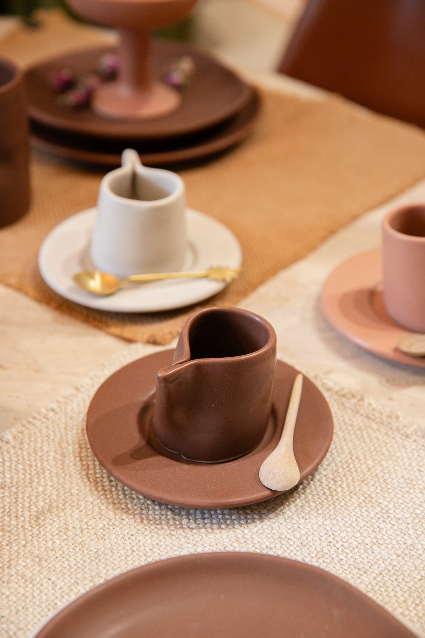 Mizaan koffie kopje met schotel - chocolat