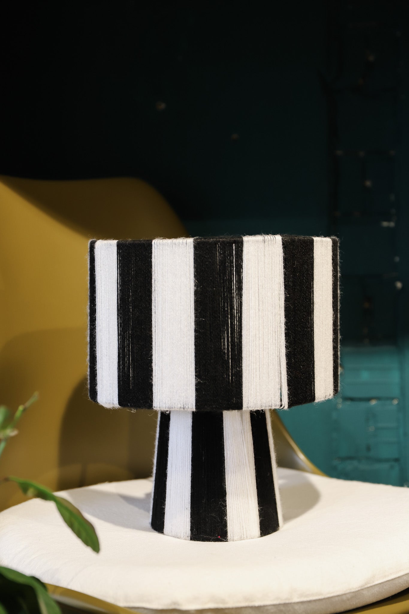 Tafel lamp - wol - streep - Zwart