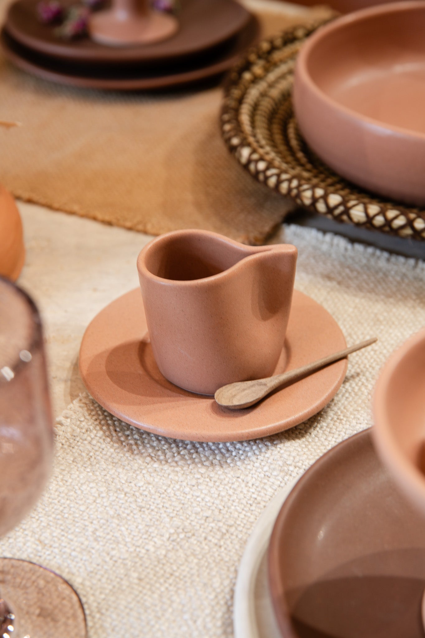 Mizaan koffie kopje met schotel - poeder roze
